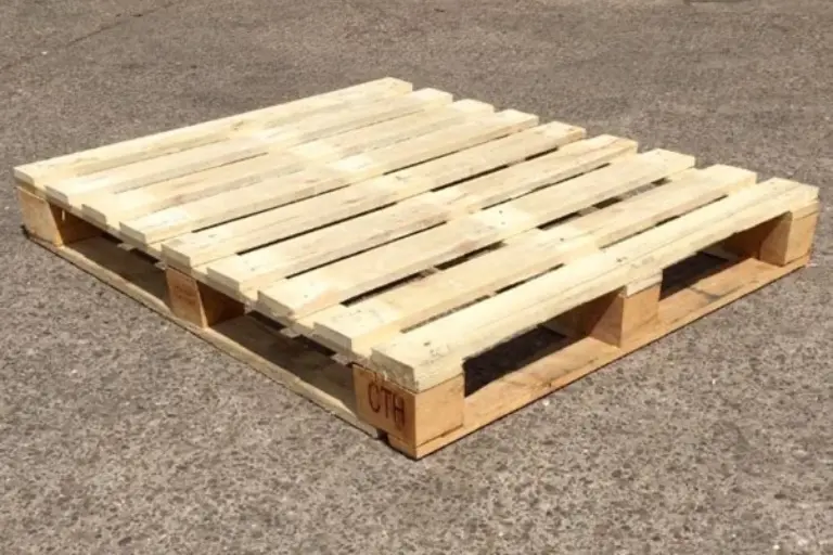 NAAWT Heavy-Duty Industrial Pallets